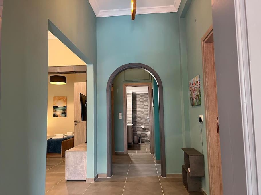 פיראוס Spacious And Beautiful House מראה חיצוני תמונה