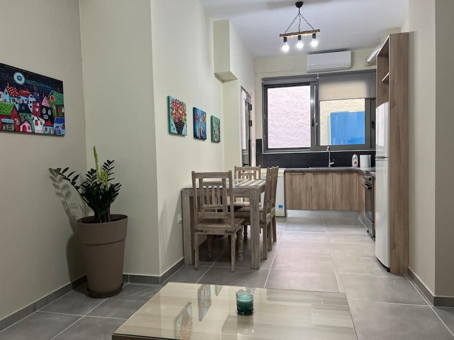 פיראוס Spacious And Beautiful House מראה חיצוני תמונה